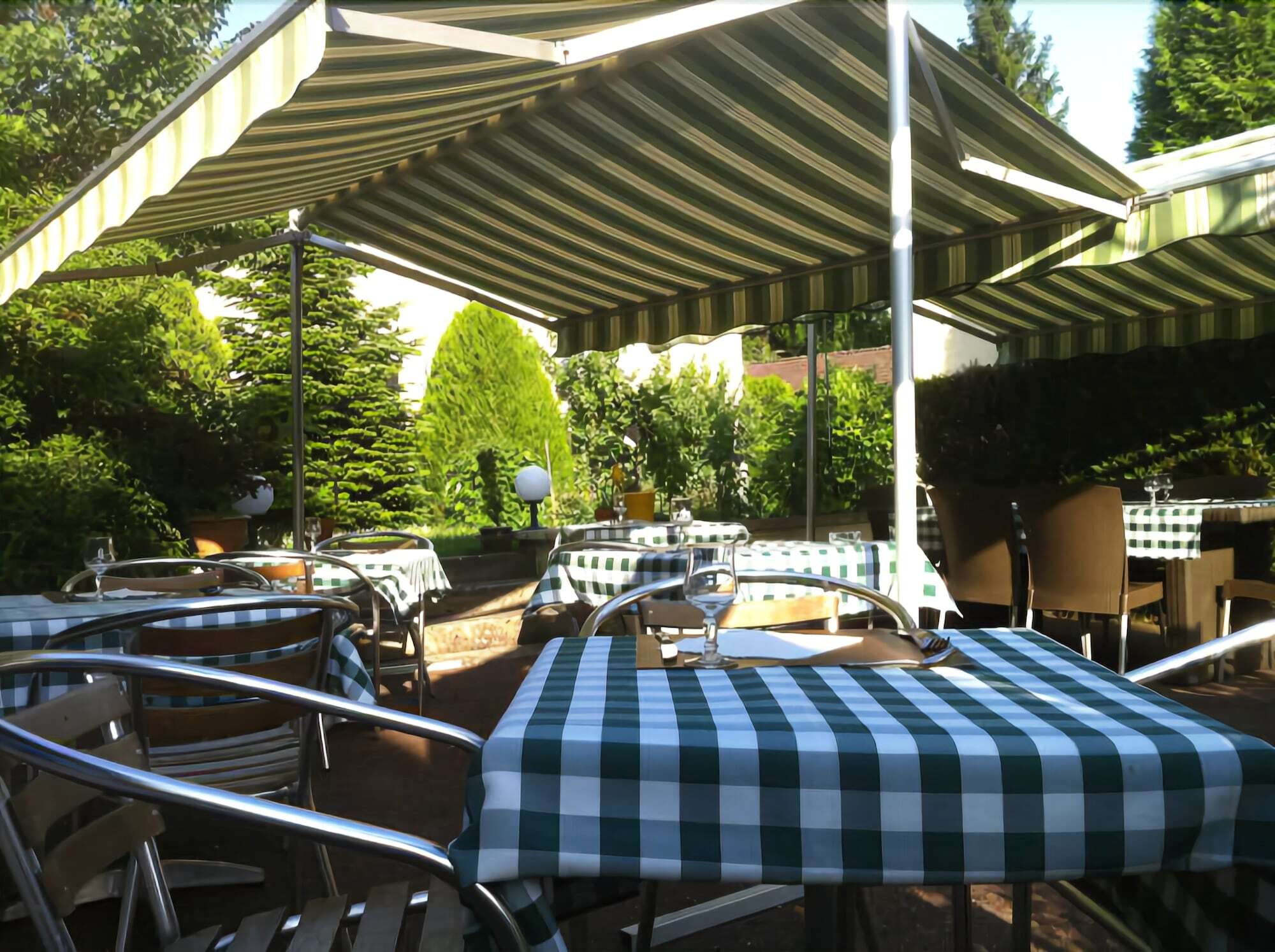 Les Tilleuls Montbeliard Sud Audincourt Exterior foto